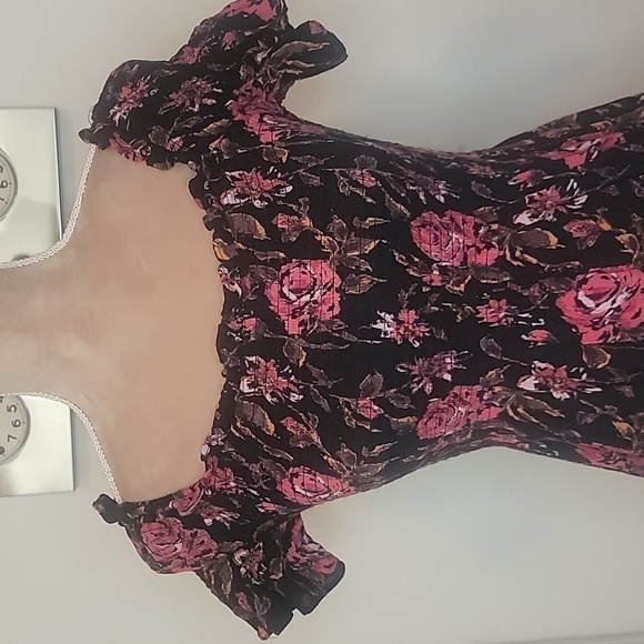 Kimchi Blue (Urban Outfitters) Smocked Floral Midi Dress, Size S, EUC! - Picture 2 of 10